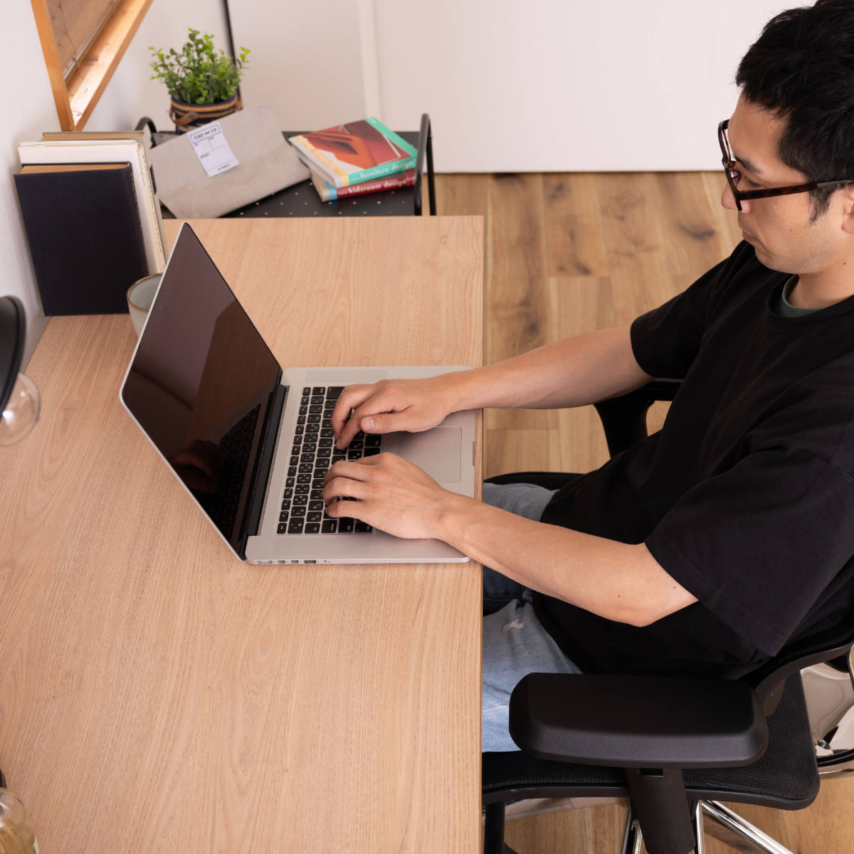 東谷 デスク 幅120cm アジャスター付き （ 木目調 おしゃれ パソコン