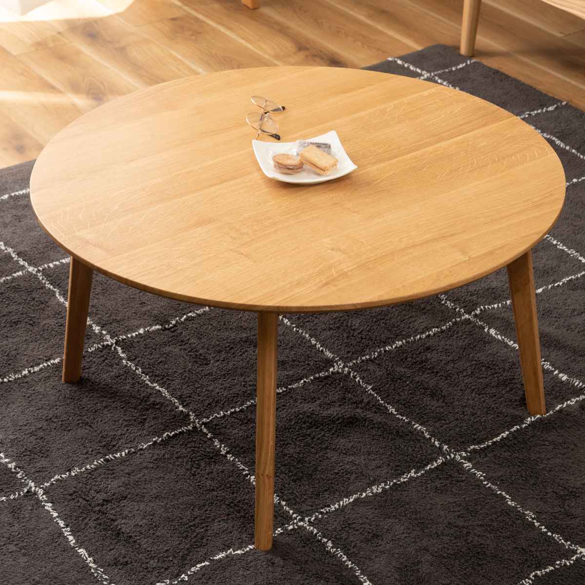 東谷 ローテーブル 高さ38cm 天然木 組立品 （ 座卓 小さめ 丸 北欧