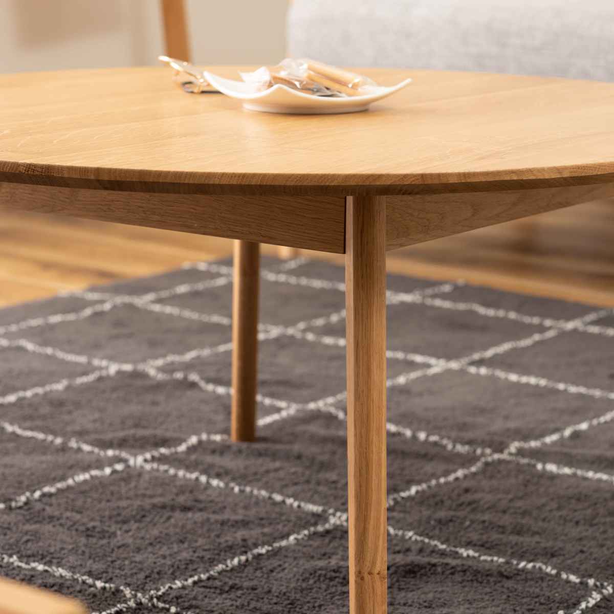 東谷 ローテーブル 高さ38cm 天然木 組立品 （ 座卓 小さめ 丸 北欧