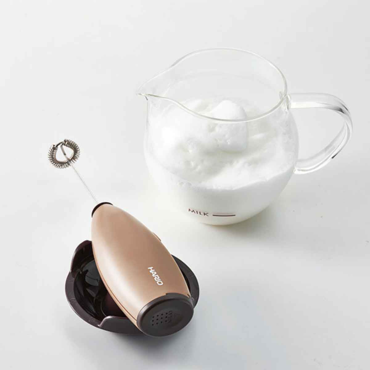 ハリオ ミルククリーマー クリーマー・キュート 耐熱ガラス CQT-45BR （ HARIO 食洗機対応 電子レンジ対応 クリーマー 電動  ミルク泡立て器 ） 食器、グラス、カトラリー