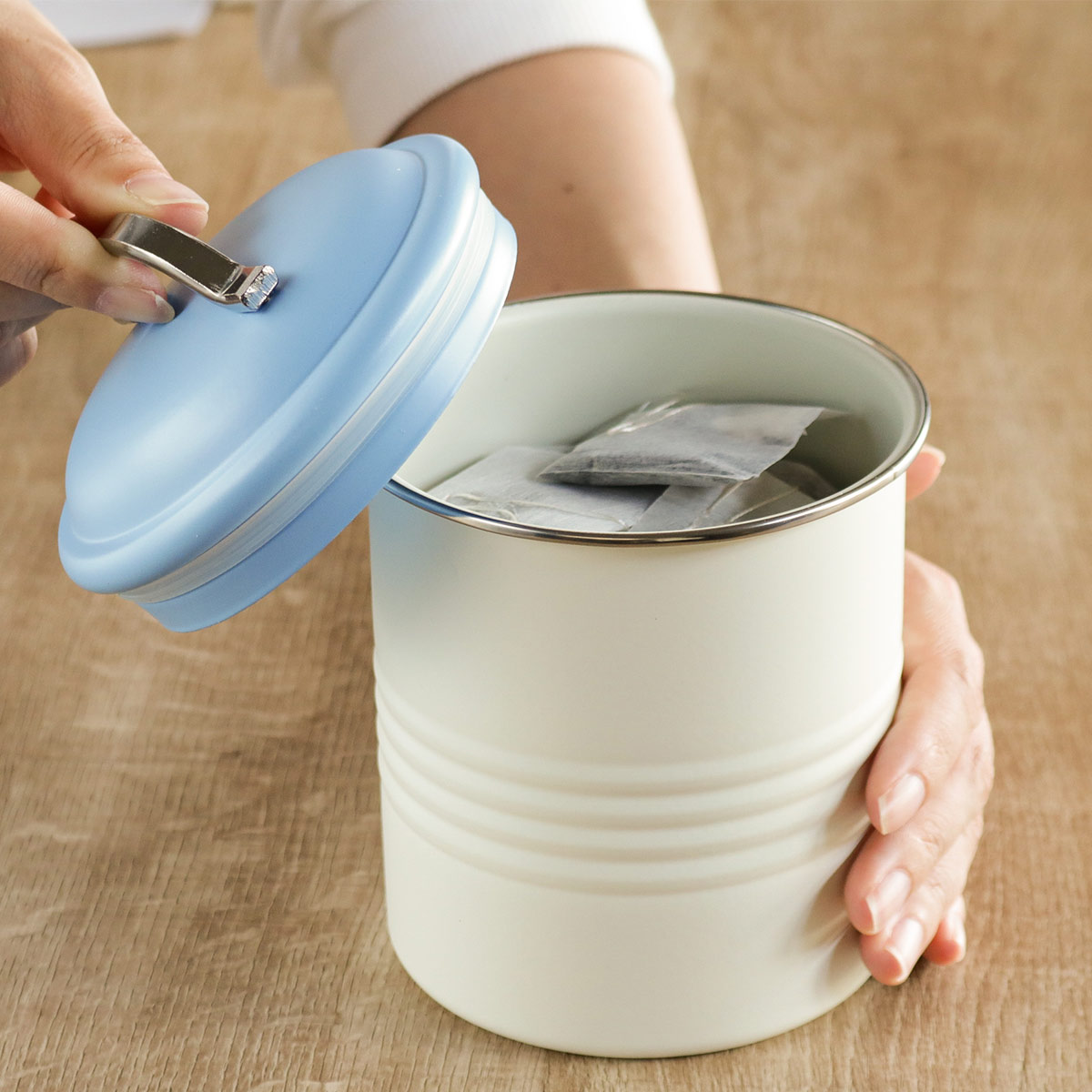 SALUS 保存容器 900ml バーネットキャニスター バイカラー （ セイラス