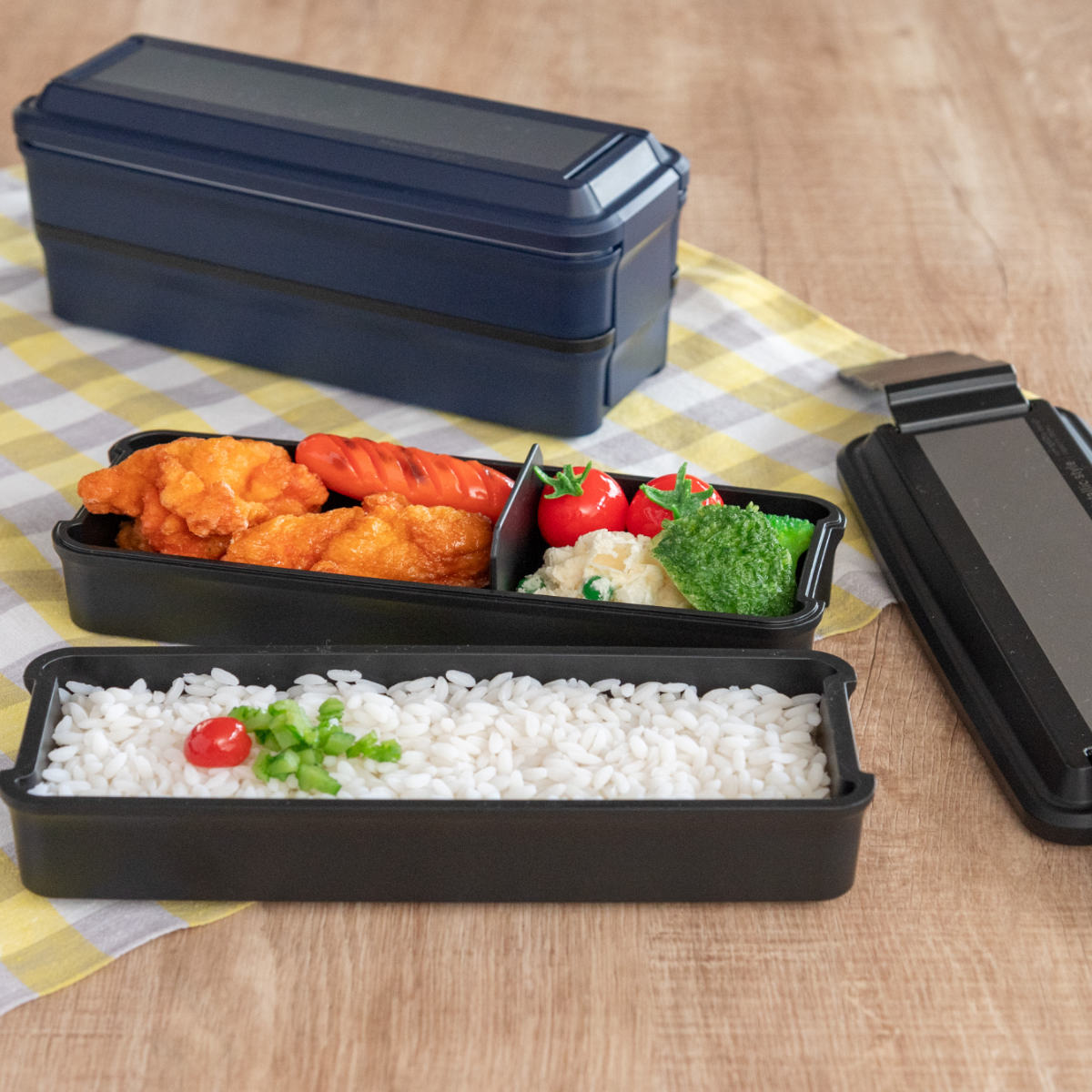 OSK（オーエスケー） お弁当箱 メタリックスタイル 850ml 2段 （ 弁当