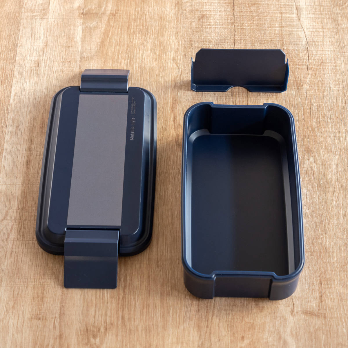 OSK（オーエスケー） お弁当箱 メタリックスタイル 850ml 1段 保冷