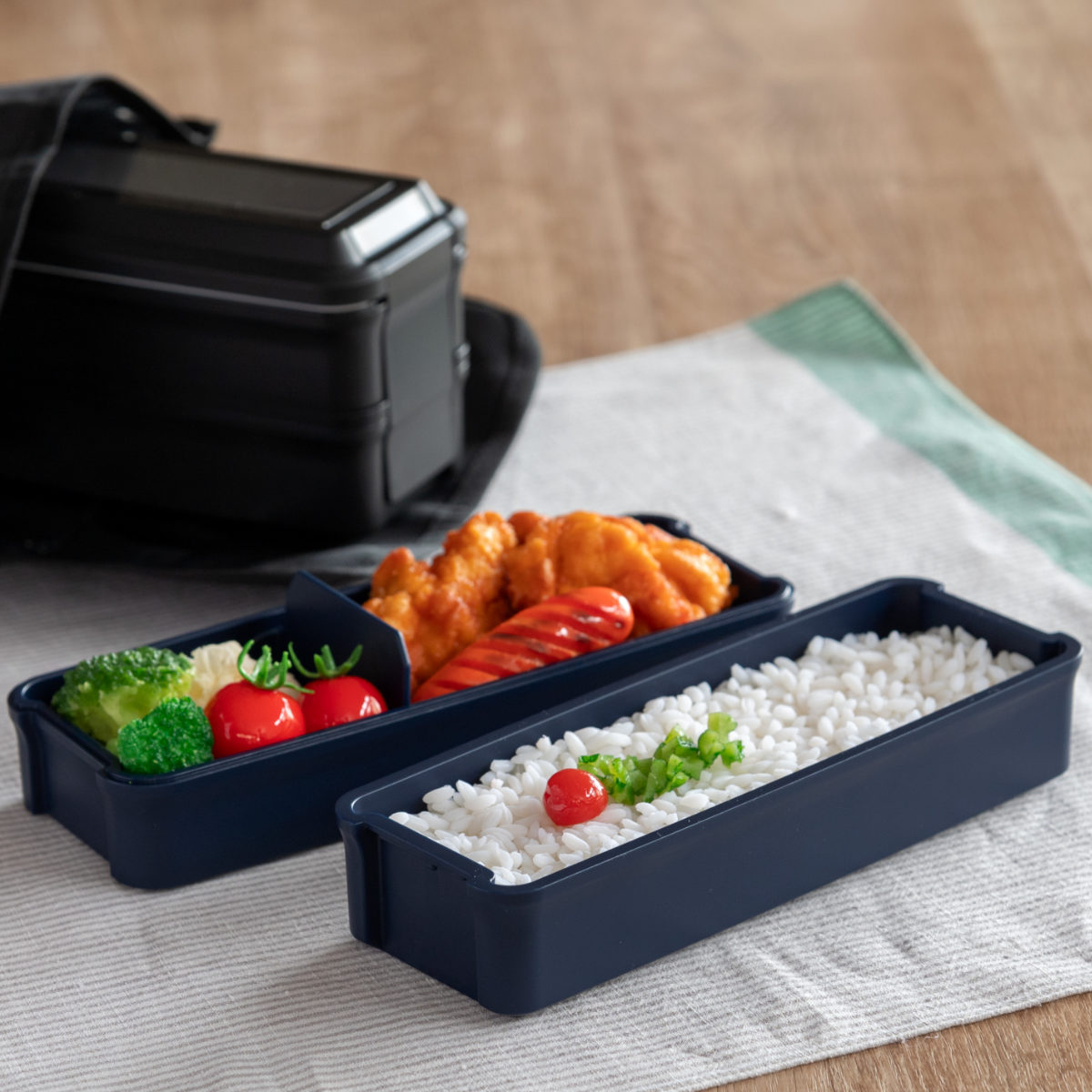 OSK（オーエスケー） お弁当箱 メタリックスタイル 850ml 2段 保冷