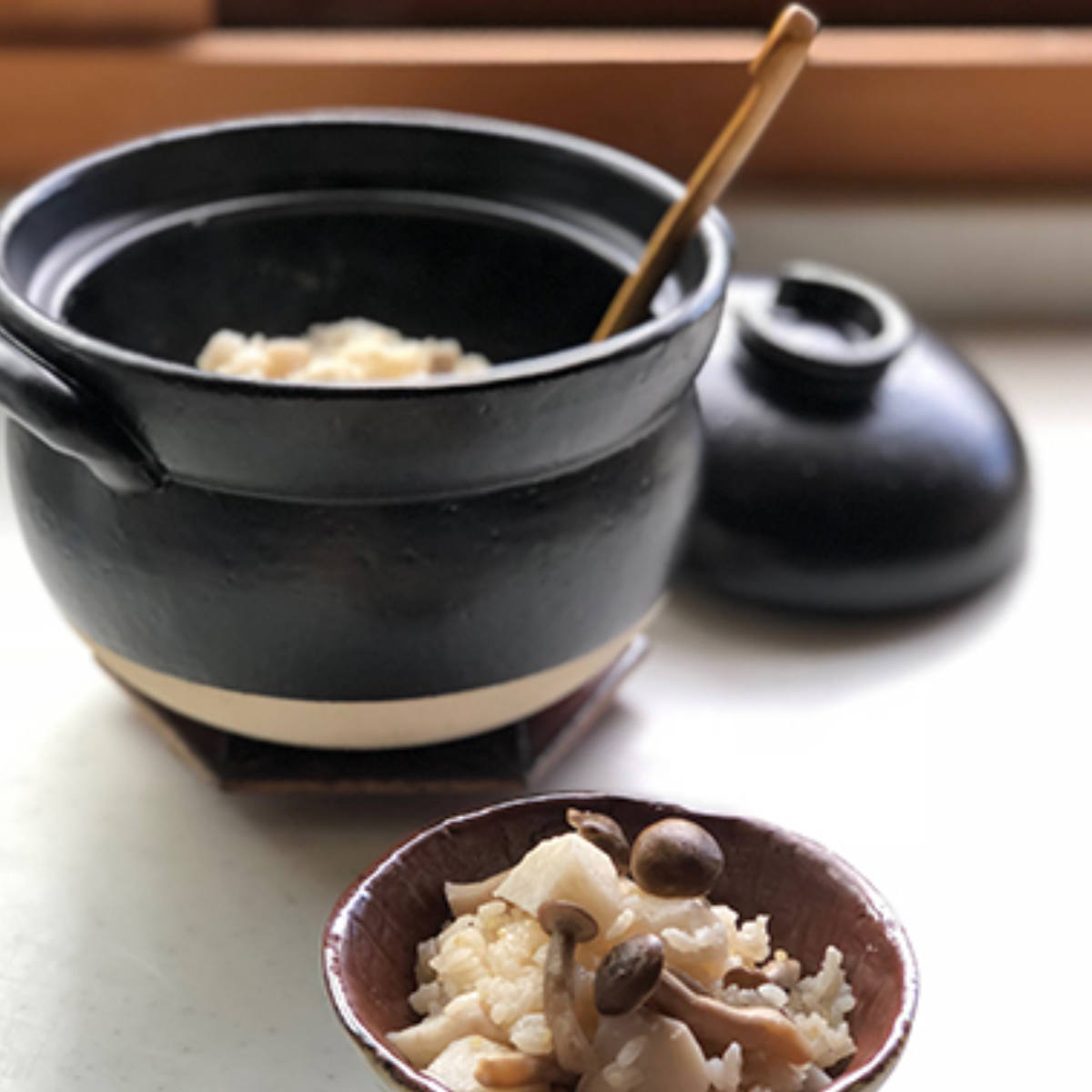 炊飯土鍋 3合 絶品ごはん鍋 中蓋付き 萬古焼 日本製 （ ガス火対応