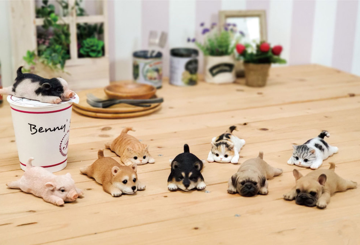 希少 未使用 ブタの形をした 蓋付きサービングプラッター 豚の丸焼き さんぷんまつブー ブタ ヌードルウエイト マグネット付 （ カップ麺
