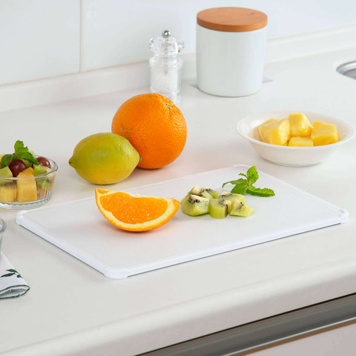 TONBO（新輝合成） 超軽いまな板 M 食洗機対応 抗菌 日本製 （ まな板