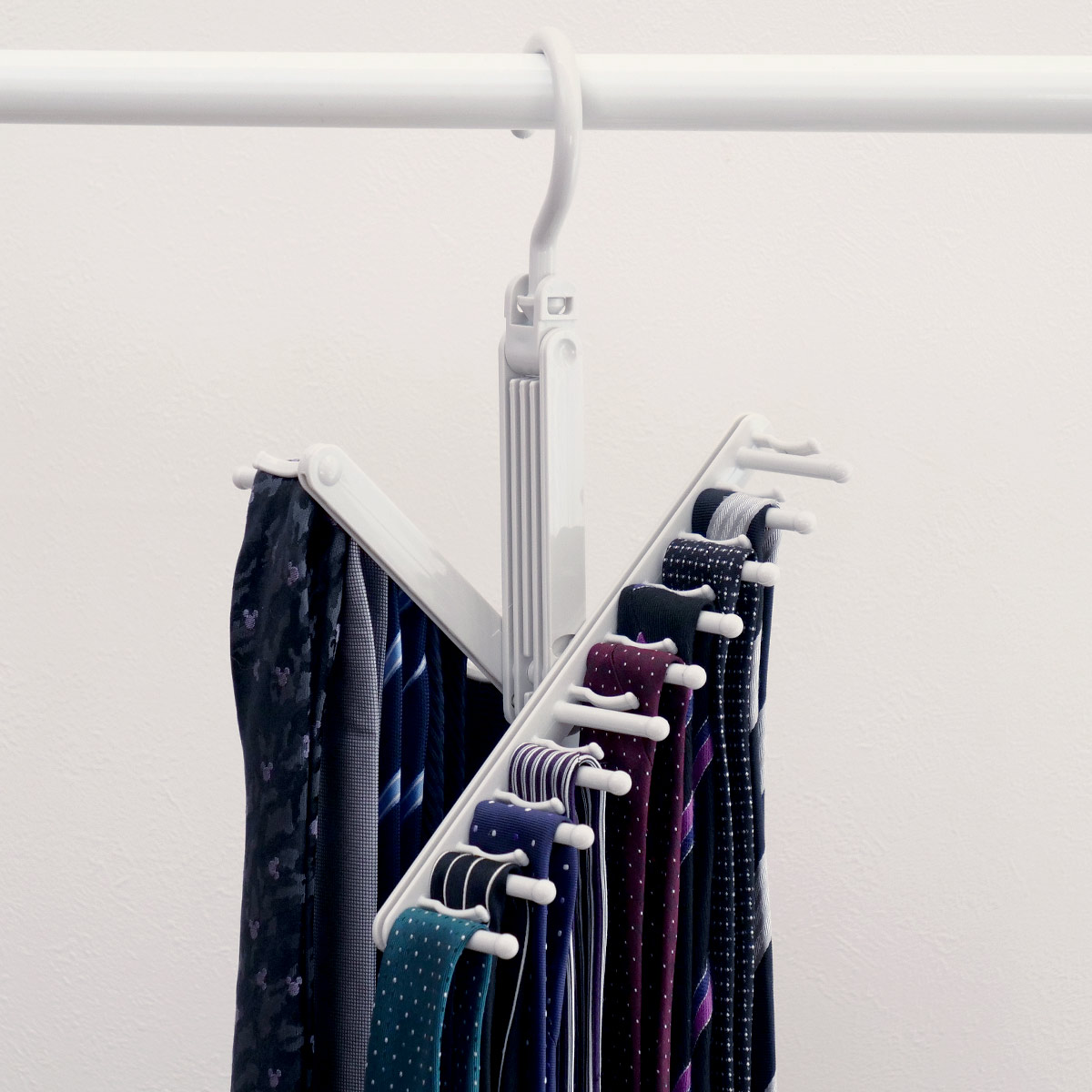 ネクタイハンガー モノクローゼット （ ネクタイ ホルダー 衣類収納