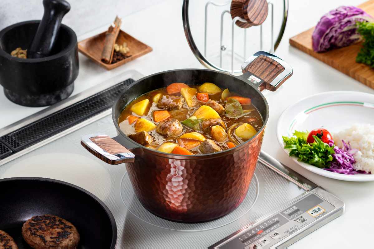 谷口金属工業 両手鍋 22cm IH対応 槌目鍋 （ ガス火対応 両手なべ 金属