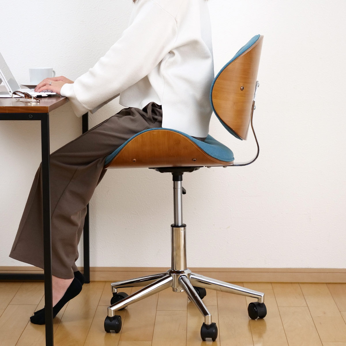 オフィスチェア 座面高43〜54.5cm 高さ調節 背もたれ （ デスクチェア