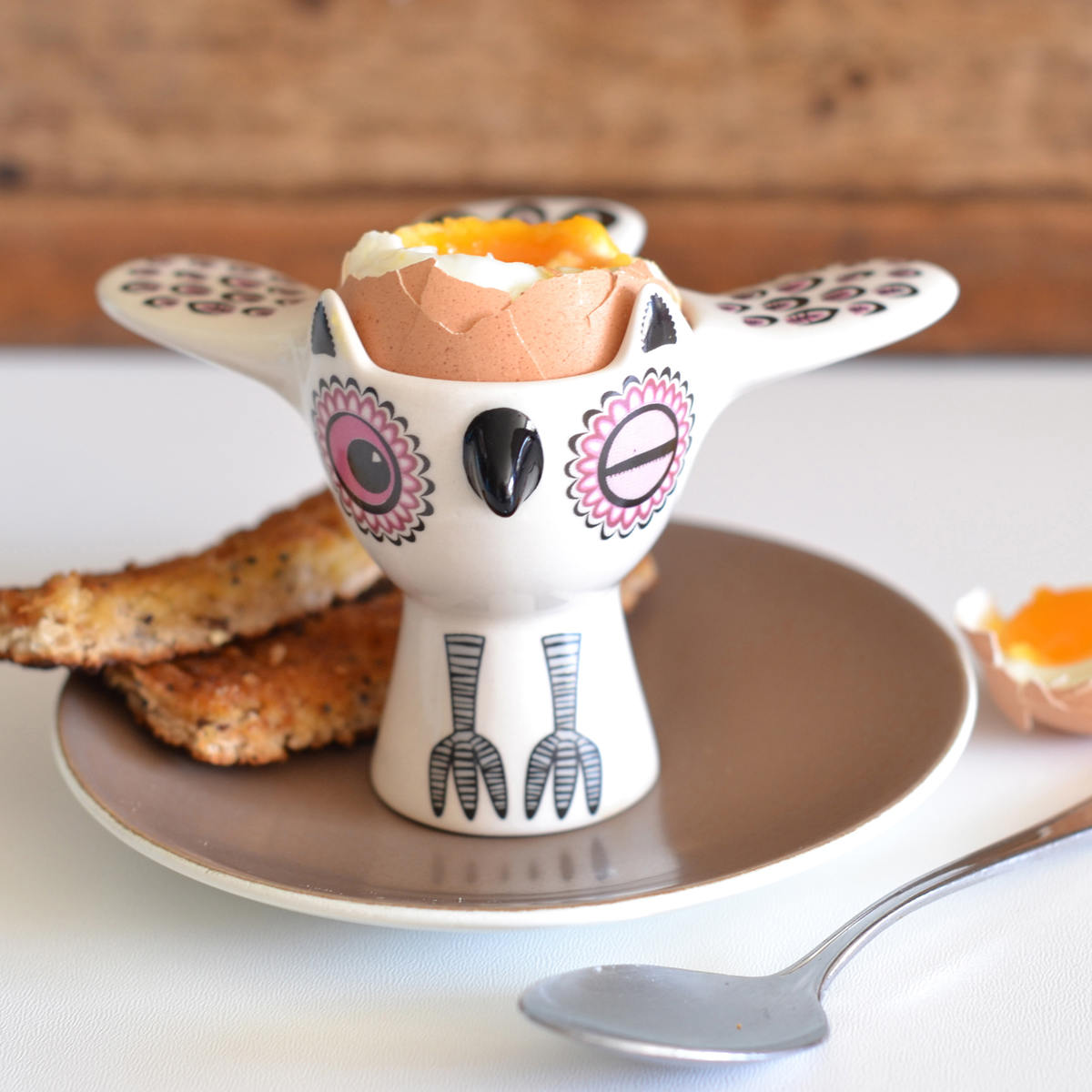 エッグカップ Hannah Turner Egg cups Owl フクロウ （ ハンナターナー エッグスタンド 陶器 卵立て 食器 朝食 ゆで卵  小物入れ 小物収納 鳥 ふくろう ） : 424006 : リビングート ヤフー店 - 通販 - Yahoo!ショッピング