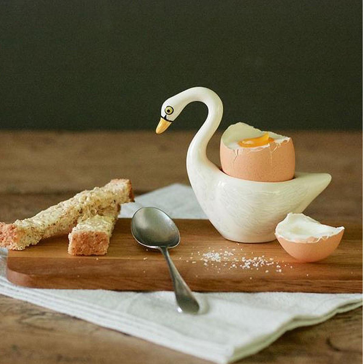 エッグカップ Hannah Turner Egg cups Swan White 白鳥 （ ハンナターナー エッグスタンド 陶器 卵立て 食器 朝食  ゆで卵 小物入れ 小物収納 鳥 スワン ）