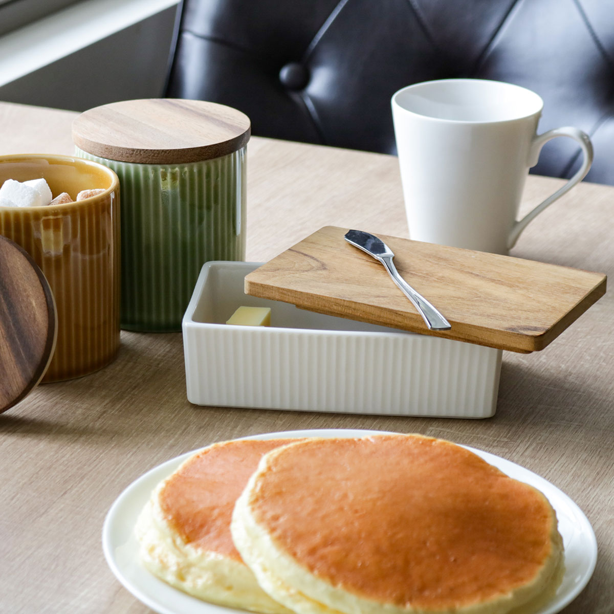 ViV（ヴィヴ） バターケース （ ヴィヴ 陶磁器 日本製 スリット付き