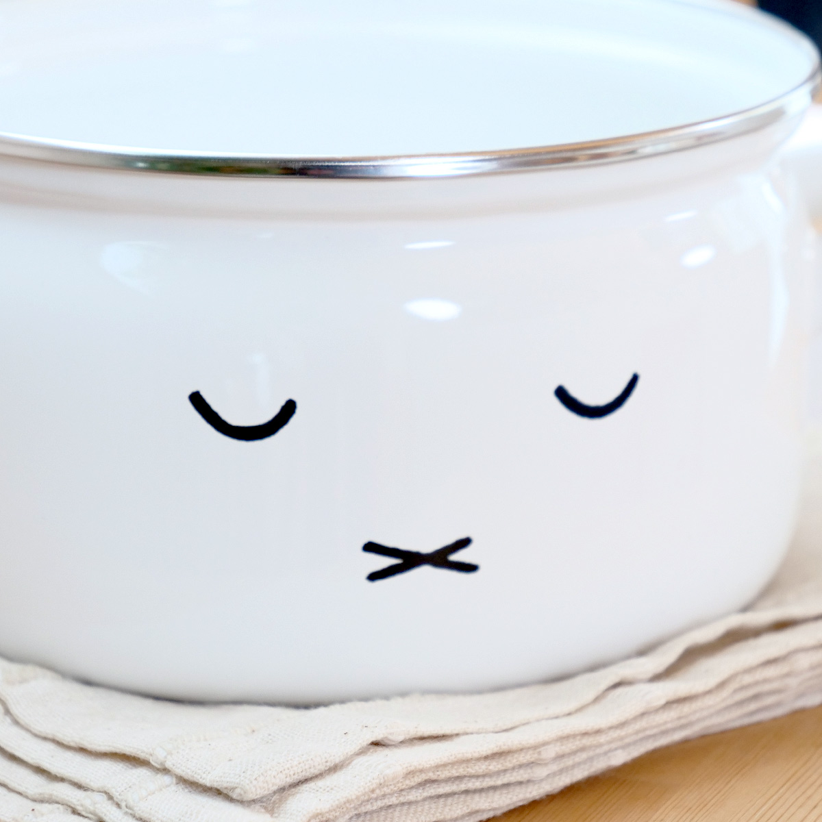 miffyface Series 両手鍋 18cm IH対応 富士ホーロー ミッフィー