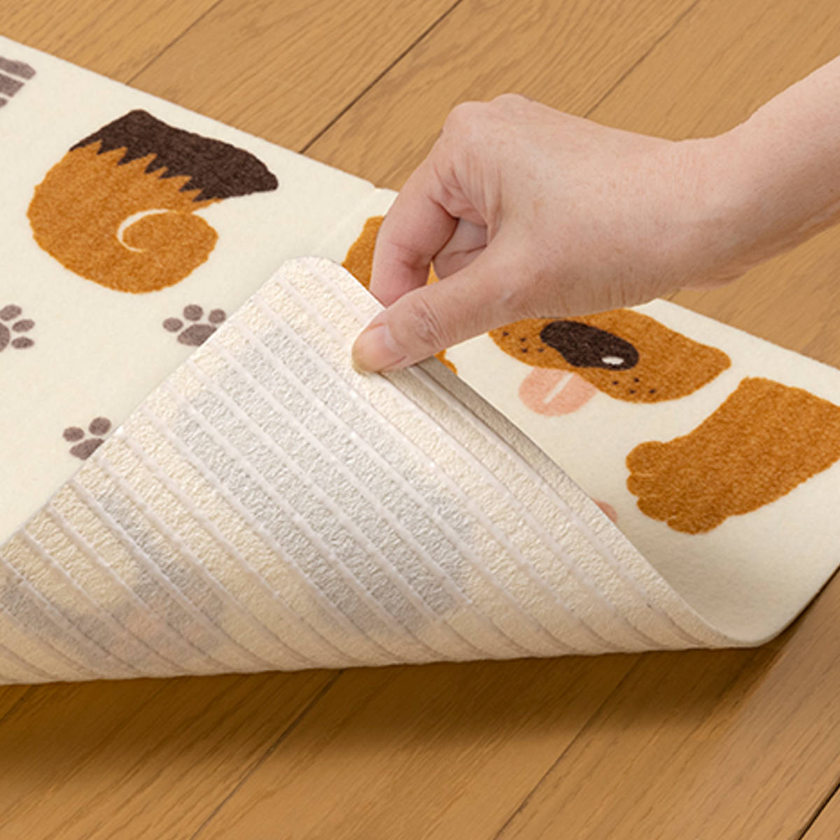 サンコー ランチョンマット おくだけ吸着 ペット用 撥水 犬 猫