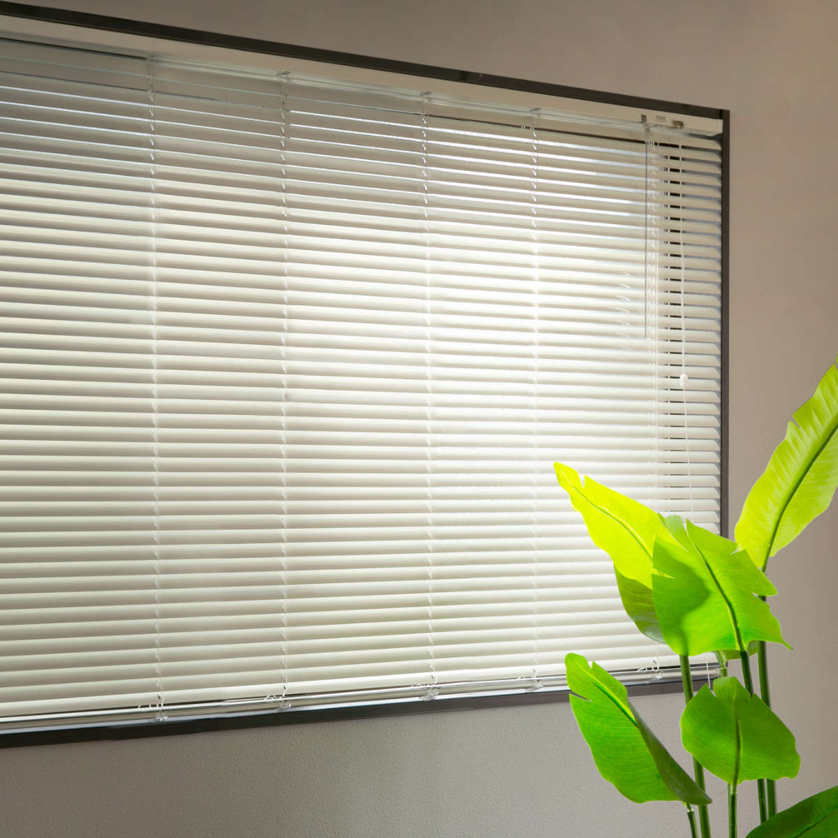 TOSO（トーソー） ブラインド 70×108cm アルミ製 （ TOSO アルミ製