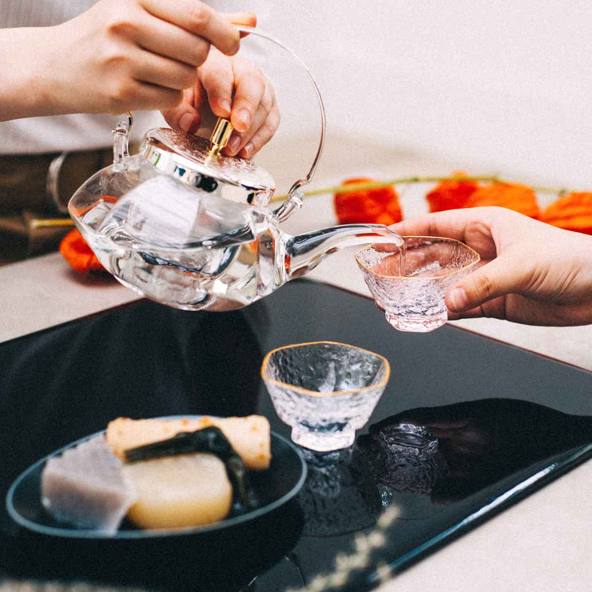 未使用 HARIO ハリオ 冷酒器セット 地炉利 お猪口×5個 佐々木クリスタル 趣味の器 苫小牧西店 楽天市場】冷酒器 グラス セット 360ml 八角地炉利 耐熱ガラス