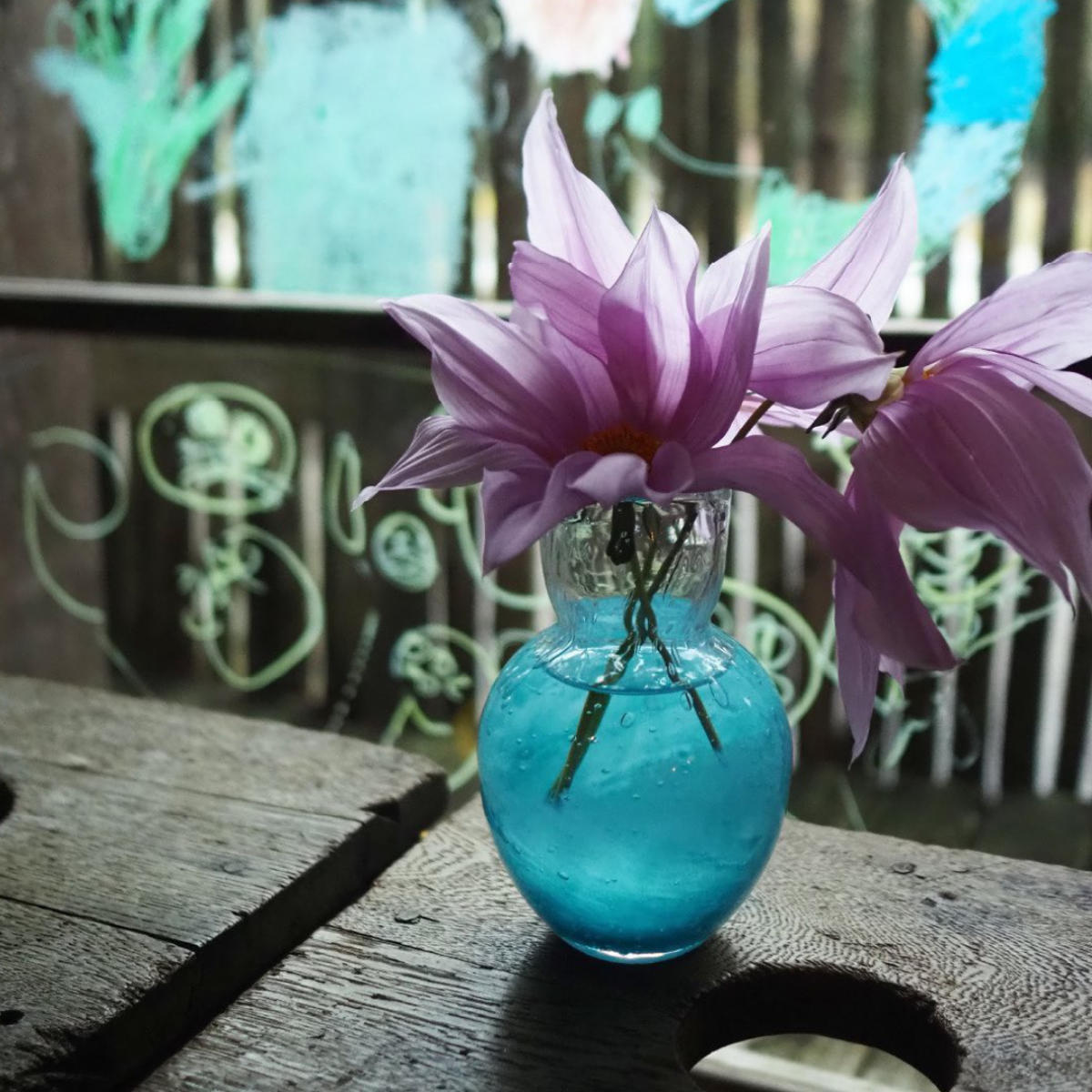 花瓶 DGニキュガラス ガラス 直径9.5×高さ14.5cm （ フラワーベース 花びん 花器 ベース 一輪挿し 花 飾る 手作り 丸 ）
