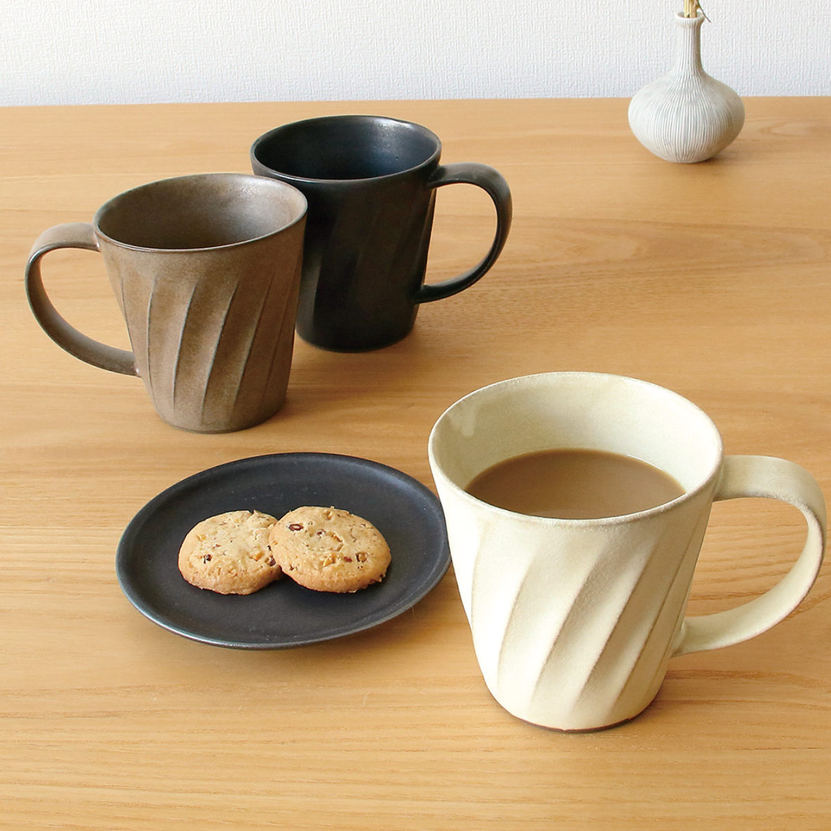 マグカップ 400ml ねじり 藍花 陶器 波佐見焼 （ 食洗機対応 電子