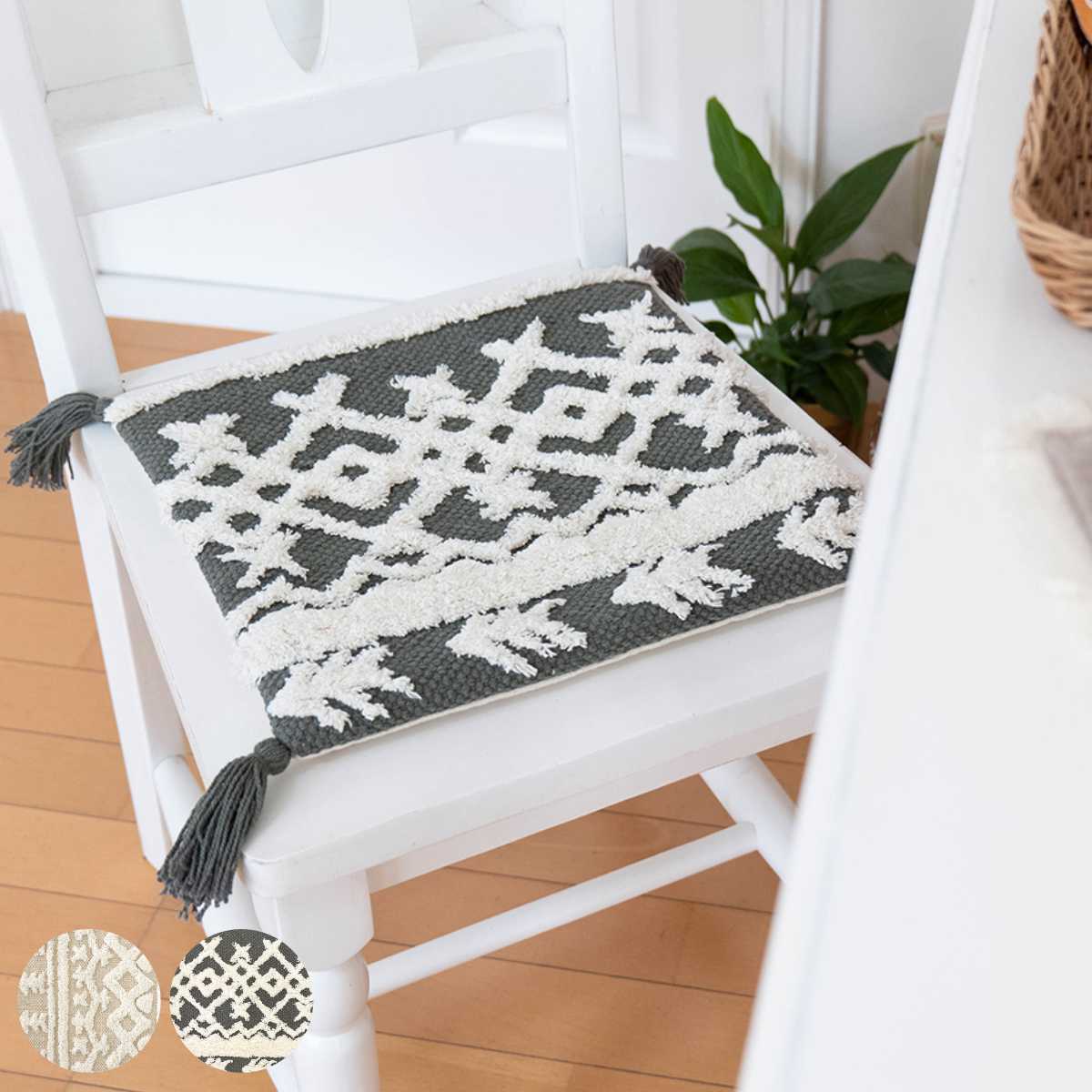 チェアパッド 33×33cm ボーホータッチ モノトーン ハンドメイド