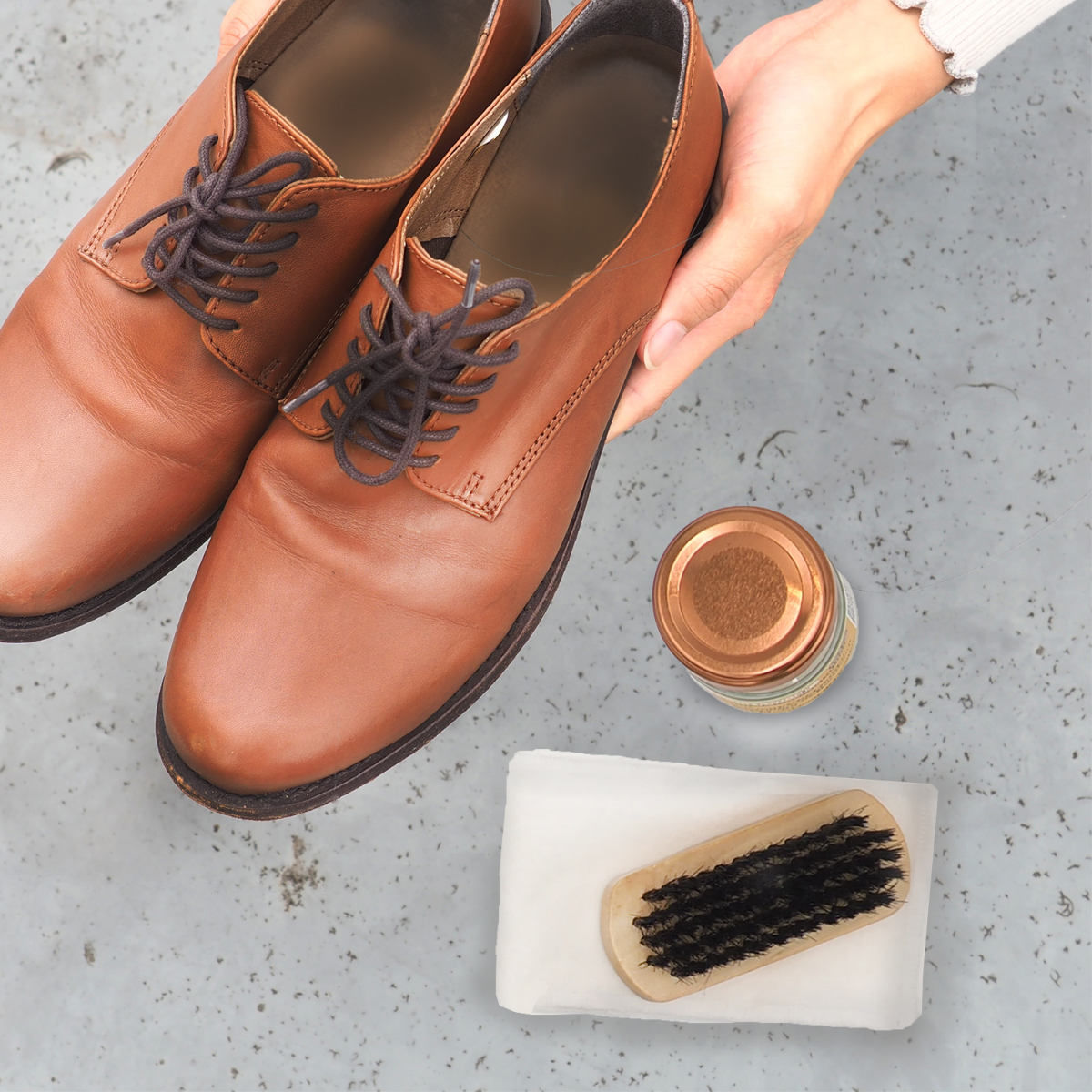 靴磨き レザーシューズ用 豚毛ブラシ RASHIKU （ ブラシ 手入れ 革靴