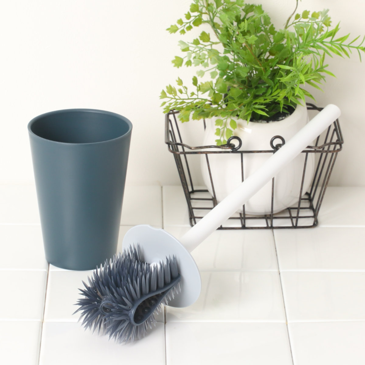 tidy（ティディ） トイレブラシ ケース付き PlaTawa for toilet