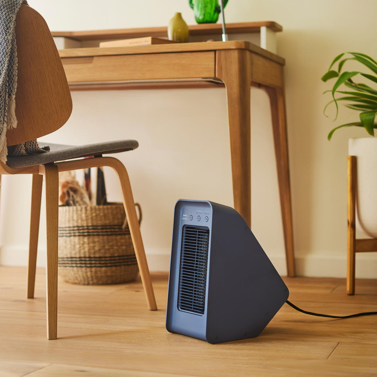 BRUNO（ブルーノ） ファンヒーター 2アングル セラミック 暖房器具