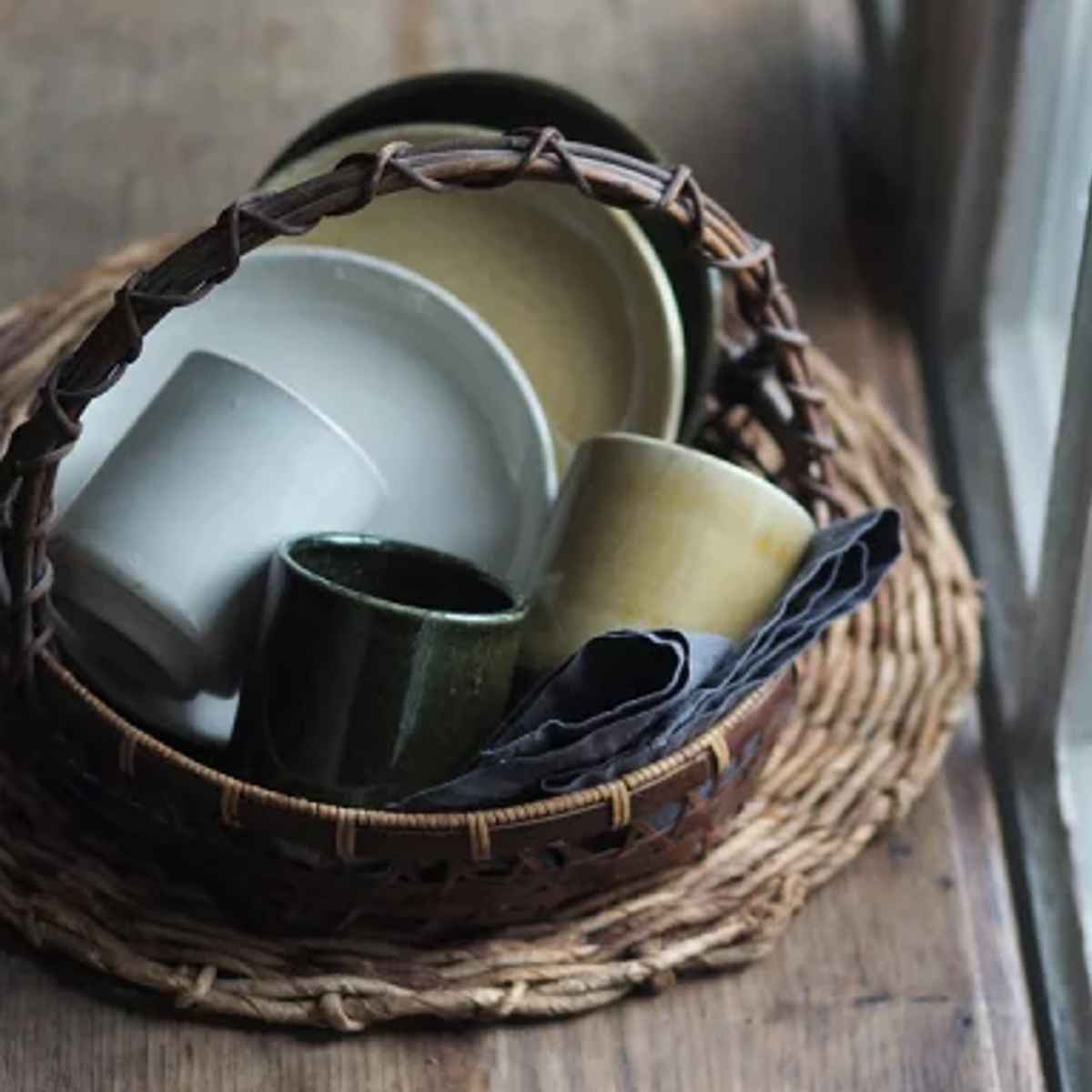 bush de brunt レンコン ブラック 湯呑み CHIPS 湯呑み 200ml Heuge へうげ ひょうげ 陶器 美濃焼 （ 食洗器対応