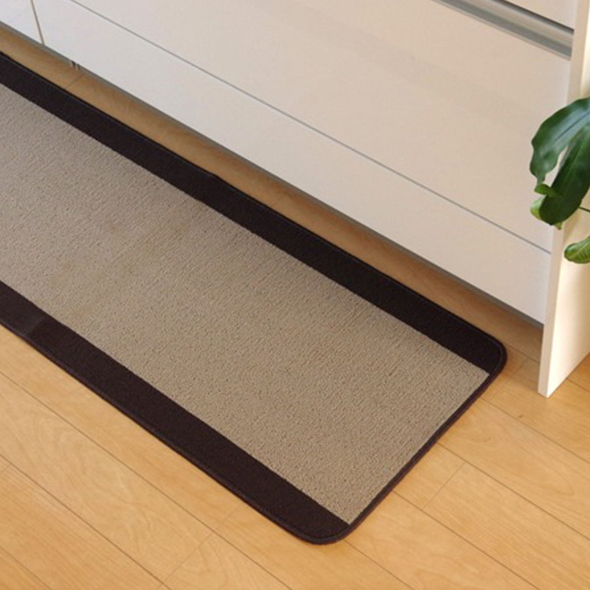 イケヒコ キッチンマット 無地 ピレーネ 44×180cm 厚み約7mm