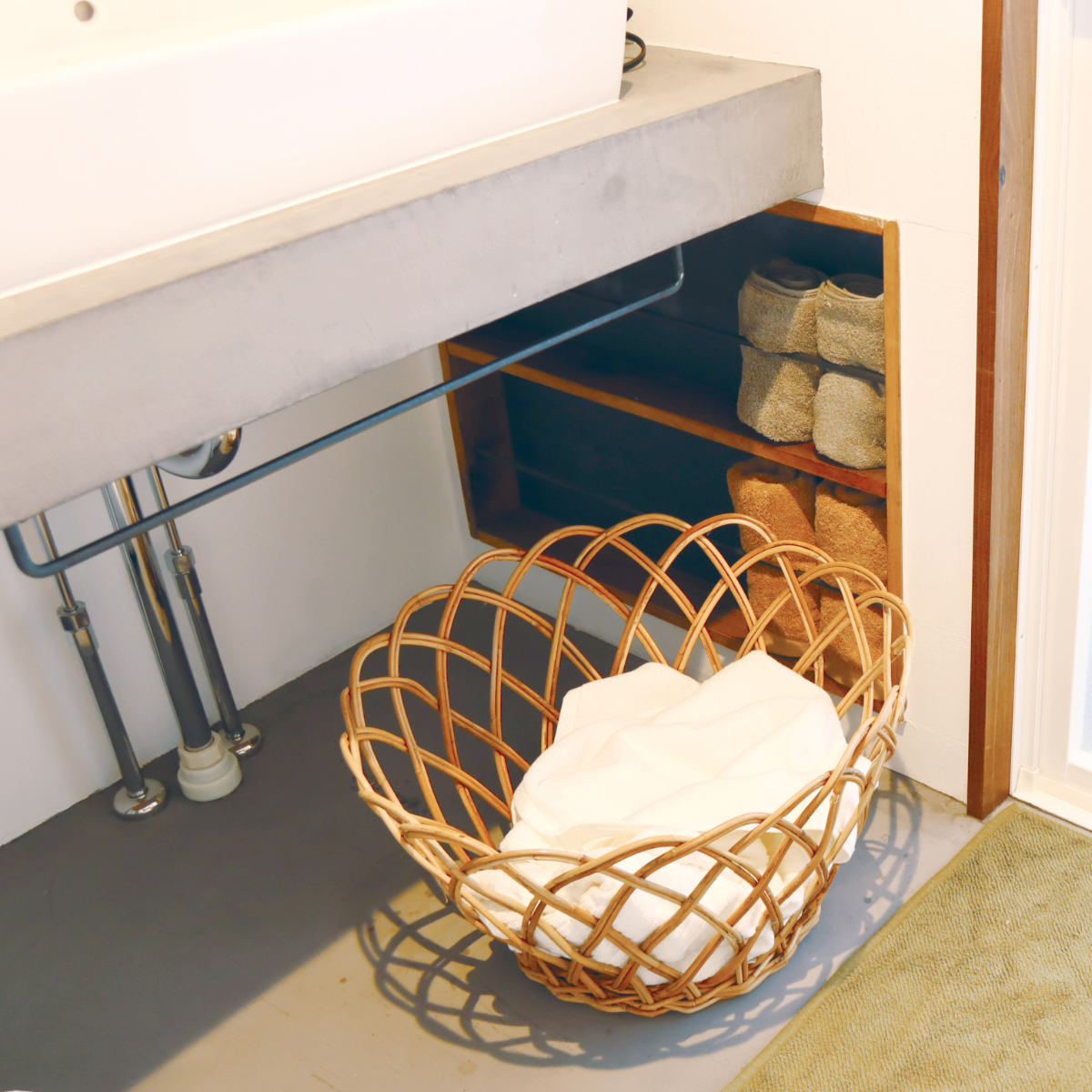 Creer アラログ丸バスケットL （ かご カゴ 収納 約43cm 皮付き 天然