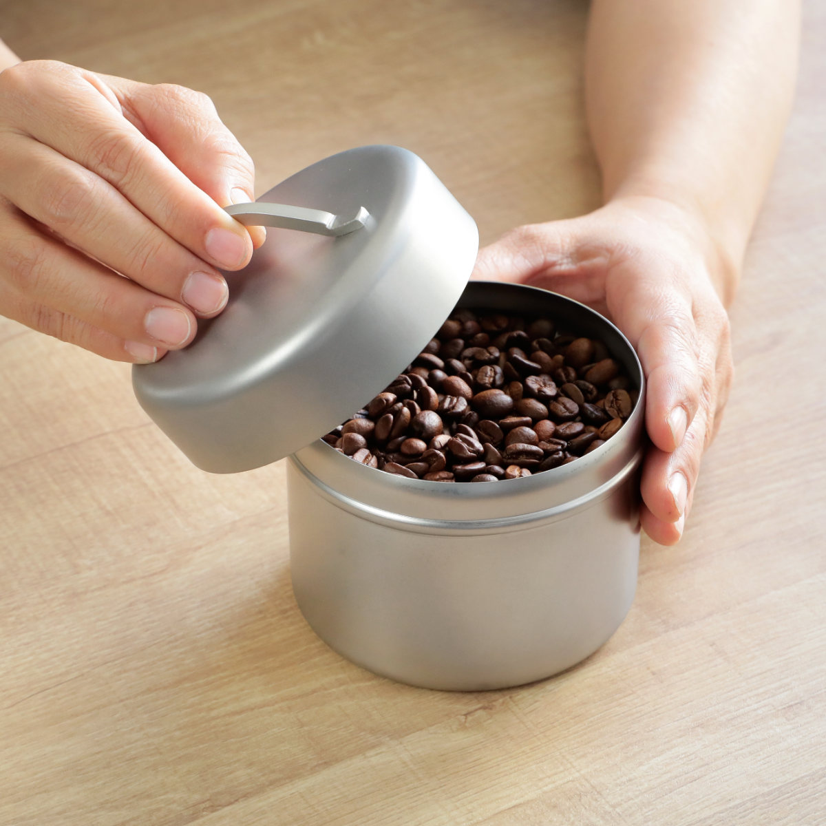 工房アイザワ 保存容器 ブラックピーマン珈琲缶 S （ 珈琲缶 コーヒー