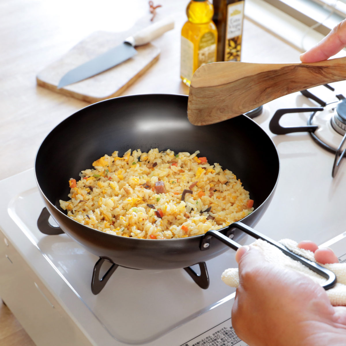 工房アイザワ 特典付き ブラックピーマン いため鍋 24cm （ aizawa 鉄