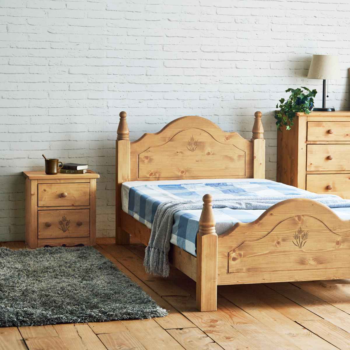 ナイトテーブル 丸 天然木 高さ48cm カントリー調 （ サイドテーブル