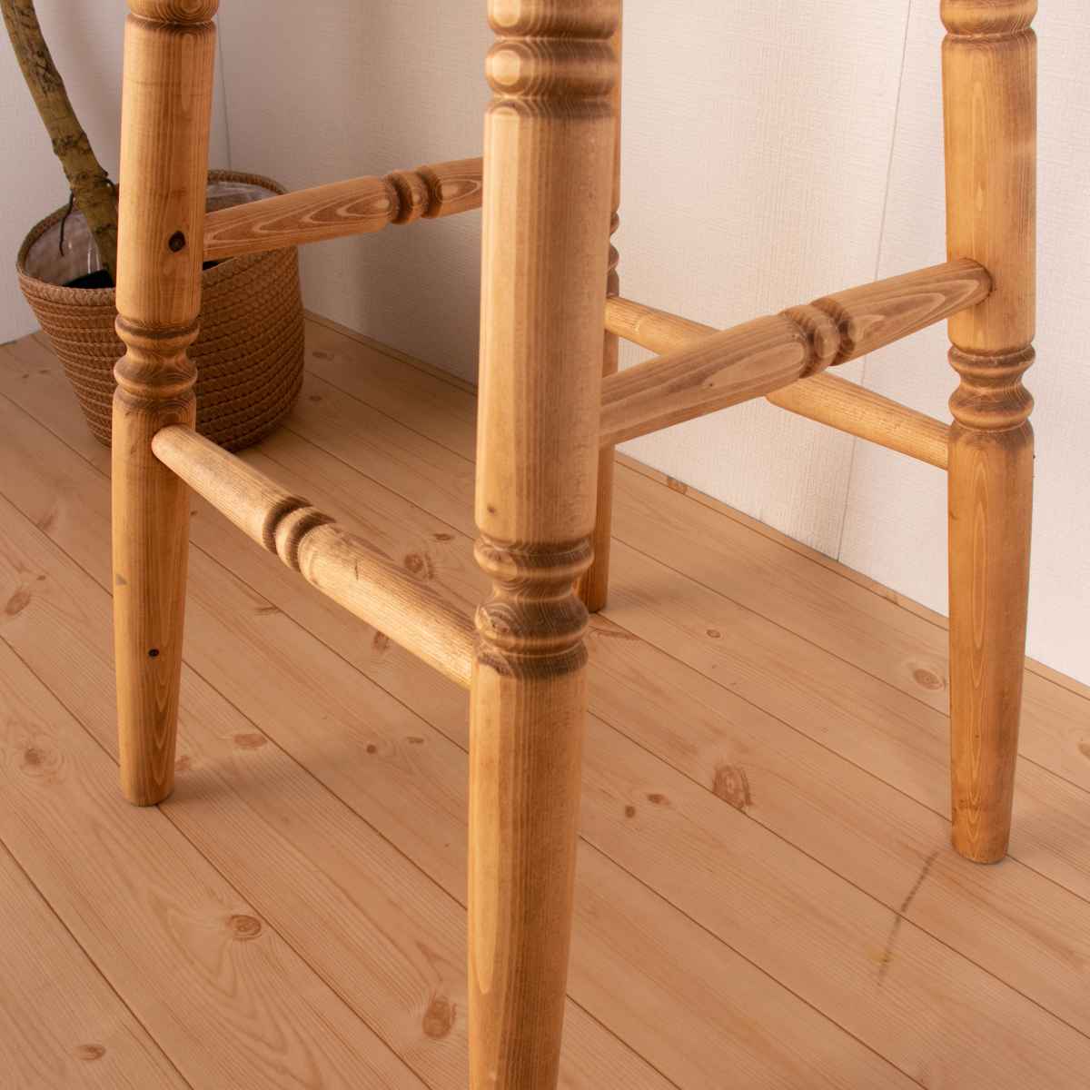 カウンターチェア 座面高65cm 背もたれ付き 木製 カントリー調