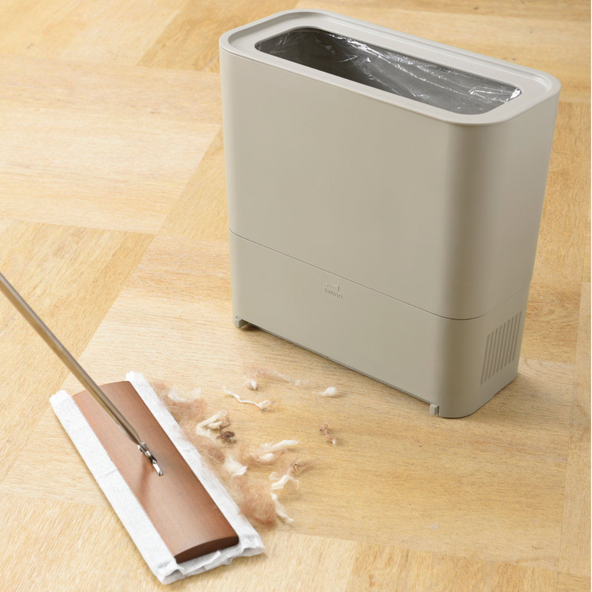 BRUNO（ブルーノ） 電動ちりとり ゴミ箱兼用 7L ゴミ箱型フローリング