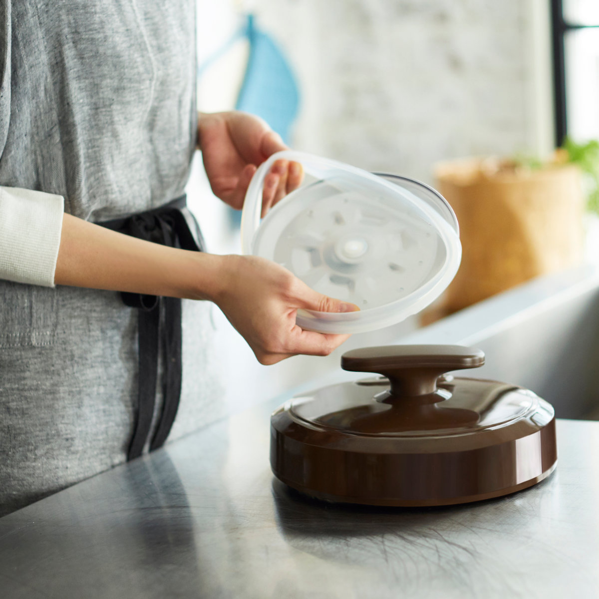 BRUNO crassy+ 電気圧力鍋 マルチ圧力クッカー （ ブルーノ 電気式