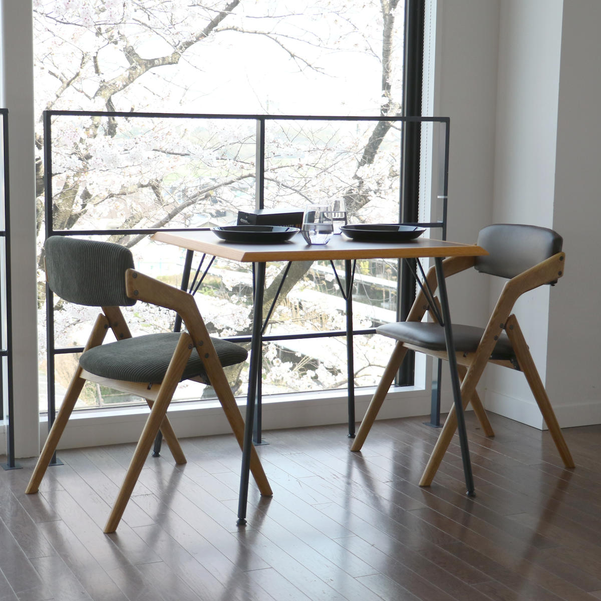 ICHIBA（市場） 特典付き ダイニングチェア 座面高44cm 折りたたみ