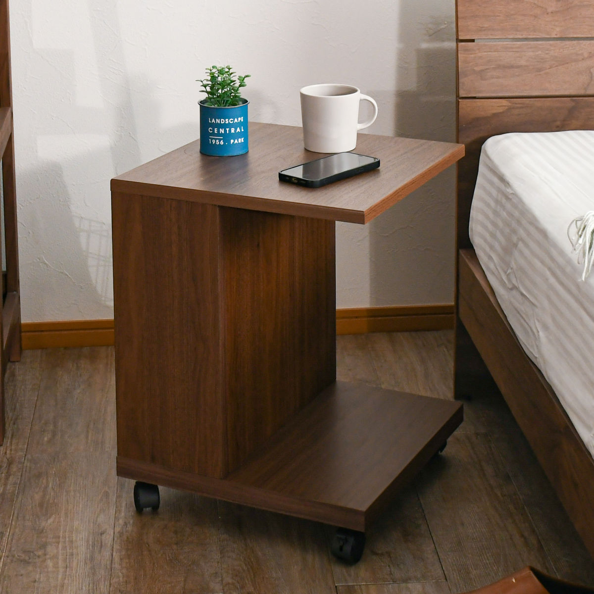 ダークブラウン 木製 サイドテーブル アテーナライフ 木製サイドテーブル 棚付き ダークブラウン 幅40×奥