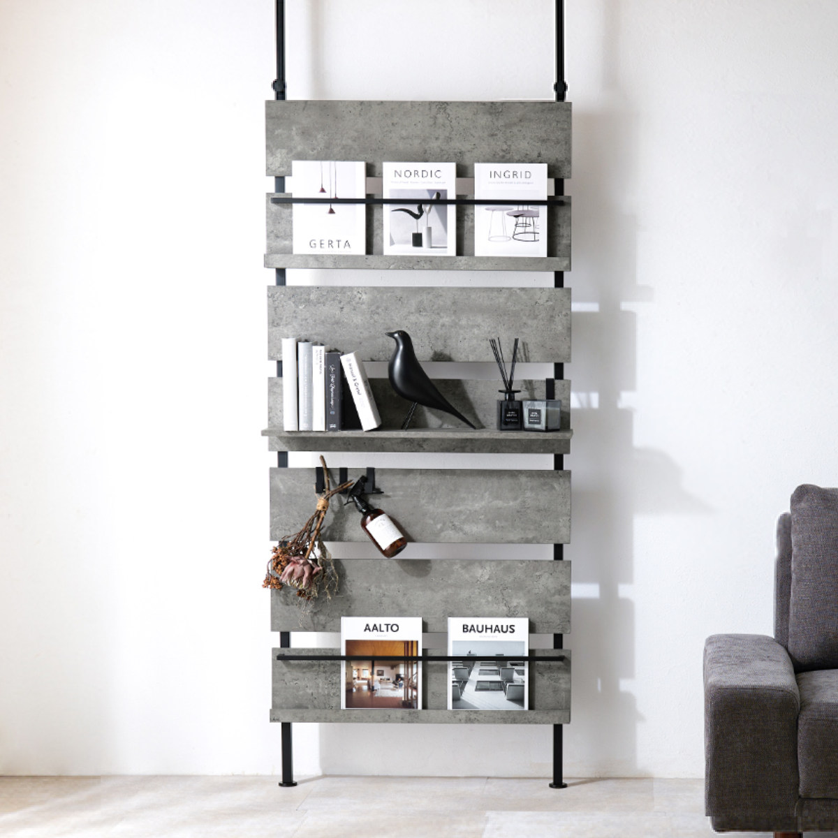 HAGiHARA（萩原） マガジンラック 突っ張り 幅80cm 間仕切り 棚板付き