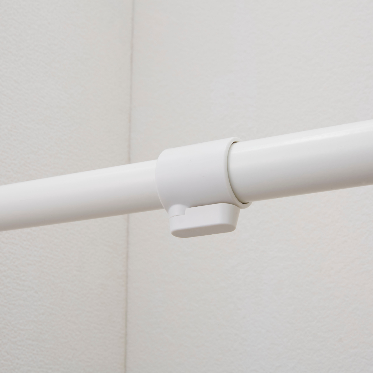 突っ張り棒 45L 取付寸法110〜190cm ジャッキ式 （ つっぱり棒 強力