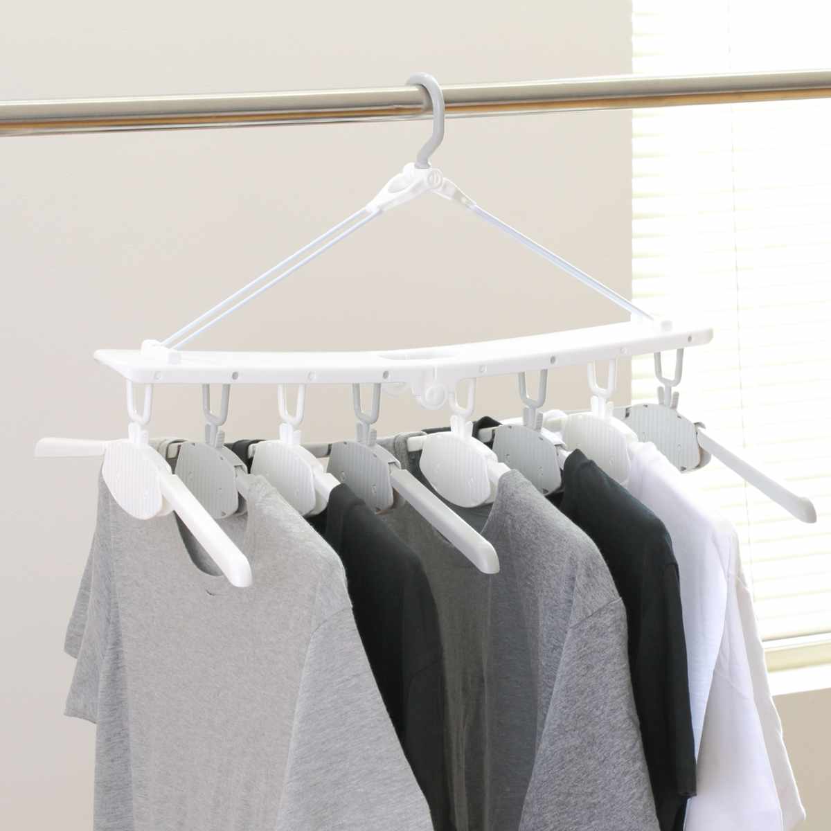 CB JAPAN（シービージャパン） 洗濯ハンガー 8連 THE HANGERS