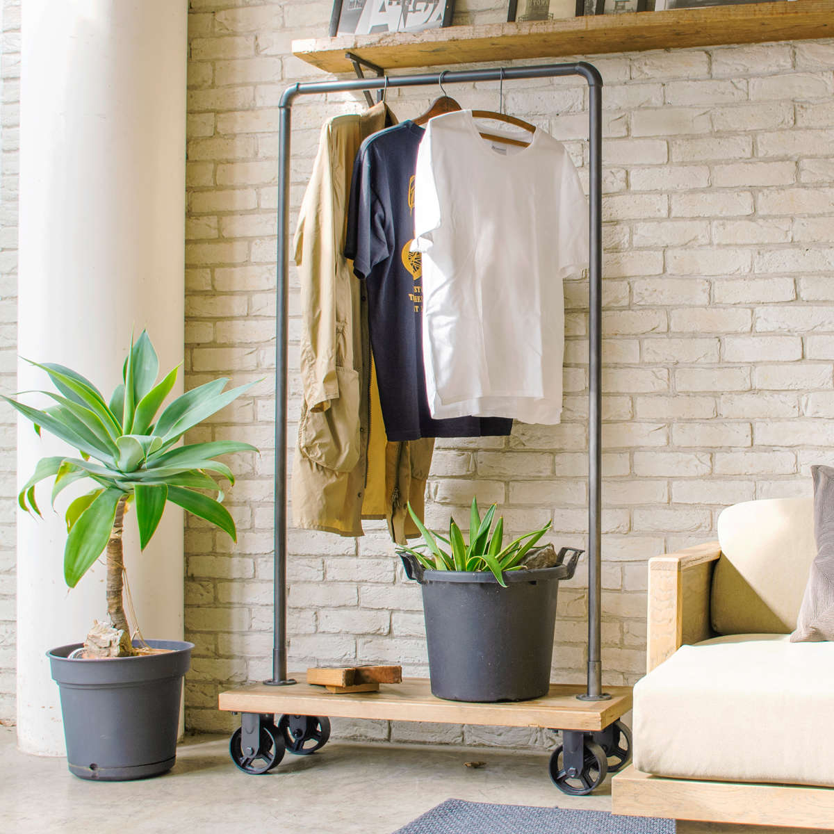 GART（ガルト） コートハンガー 車輪付 パイン古材 MUT 幅90cm