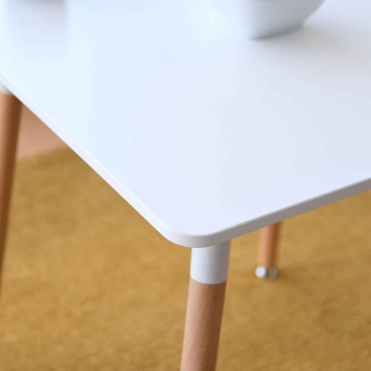 カフェテーブル 一人暮らし 正方形 シンプル 清潔感 幅70cm