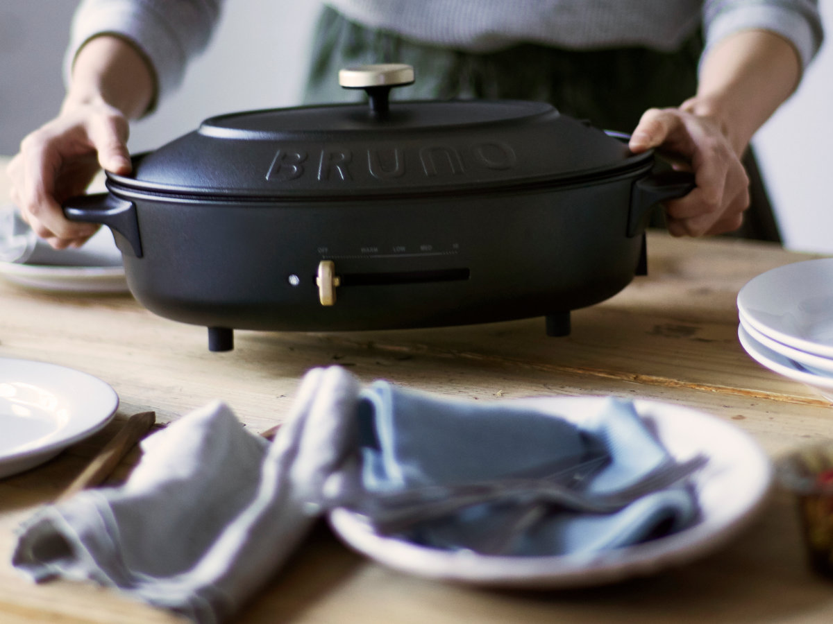 BRUNO crassy+ オーバルホットプレート たこ焼きプレート付き 蓋付き