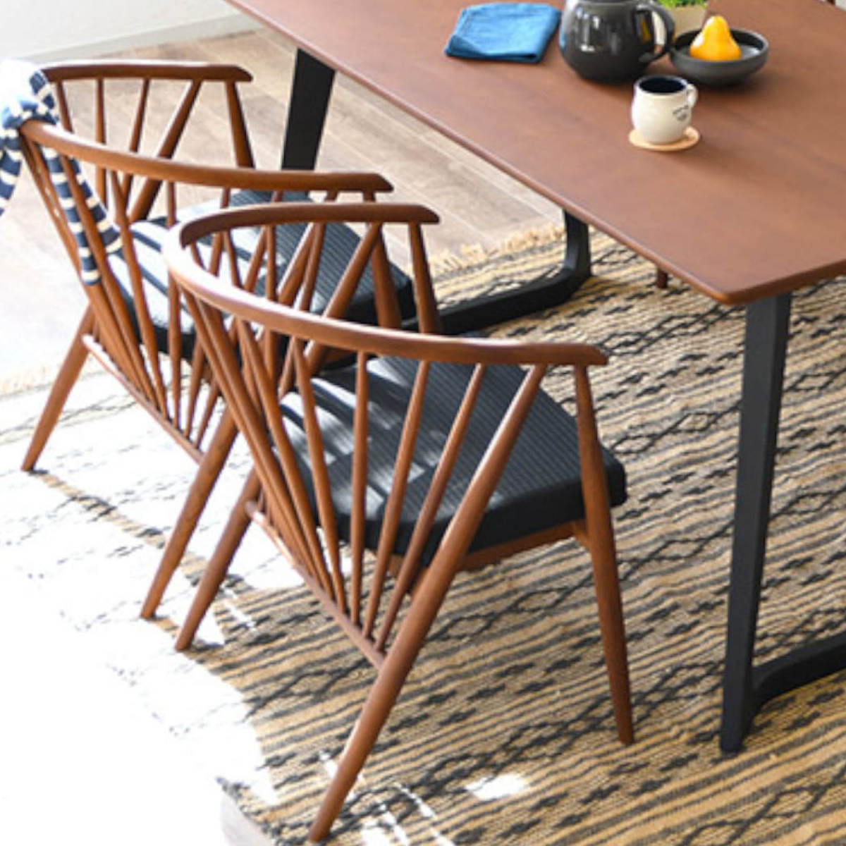 ダイニングチェア 同色2脚セット 座面高43cm セルビア （ カーブ 丸み