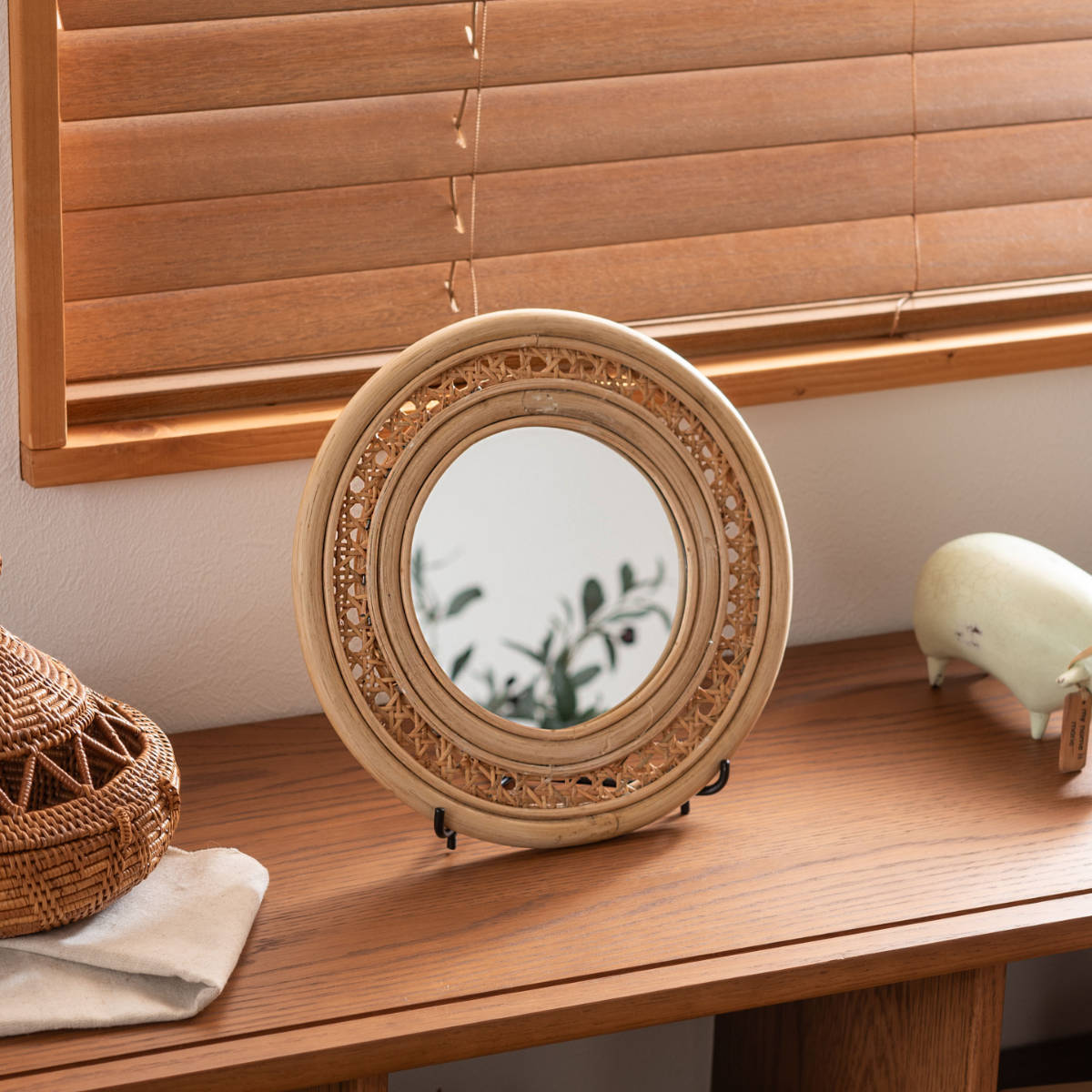 東谷 ウォールミラー ラタン スタンド付 27×24cm （ ミラー 壁掛け