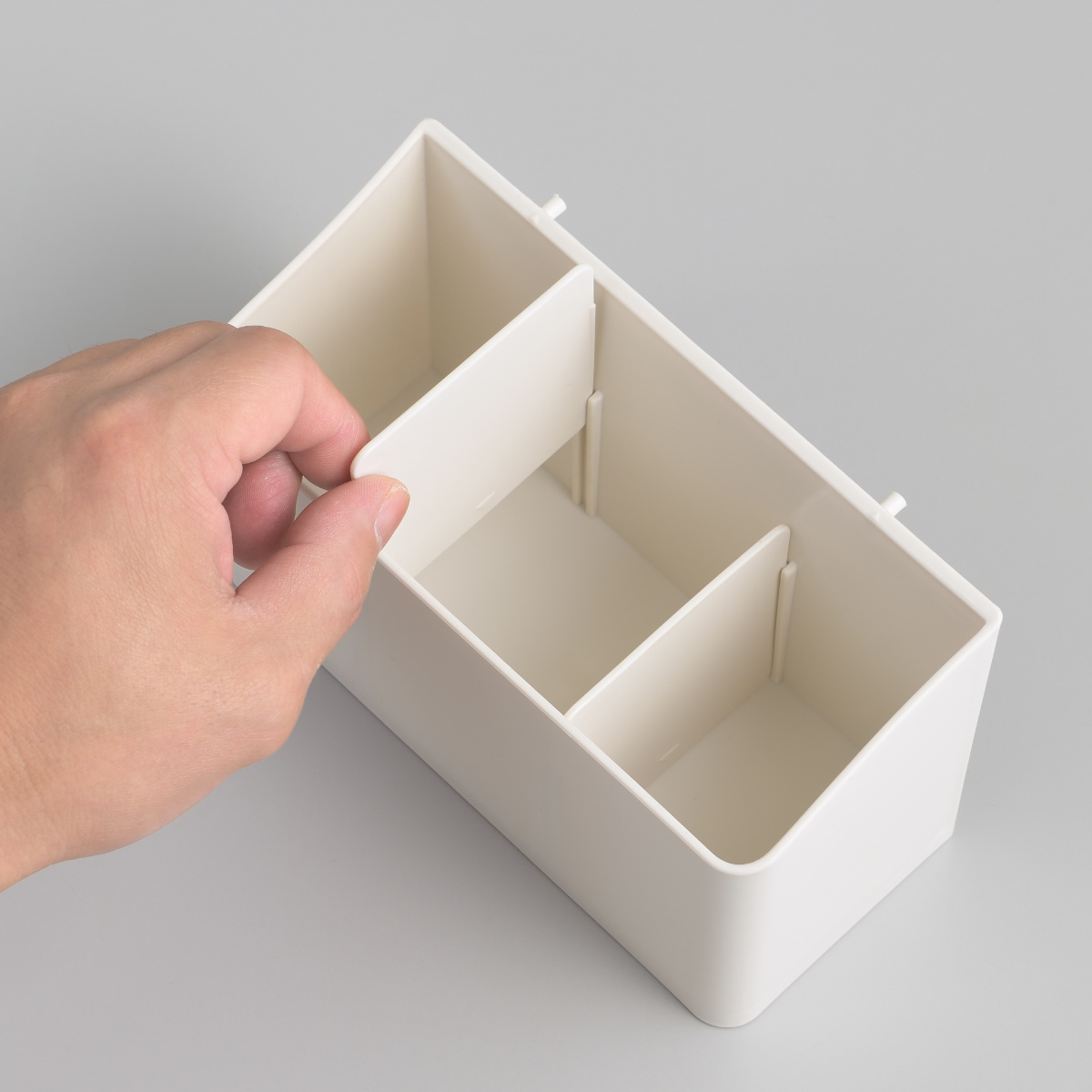 ペグボード 幅30×高さ42cm ハンドル付き 卓上 収納 （ パンチング