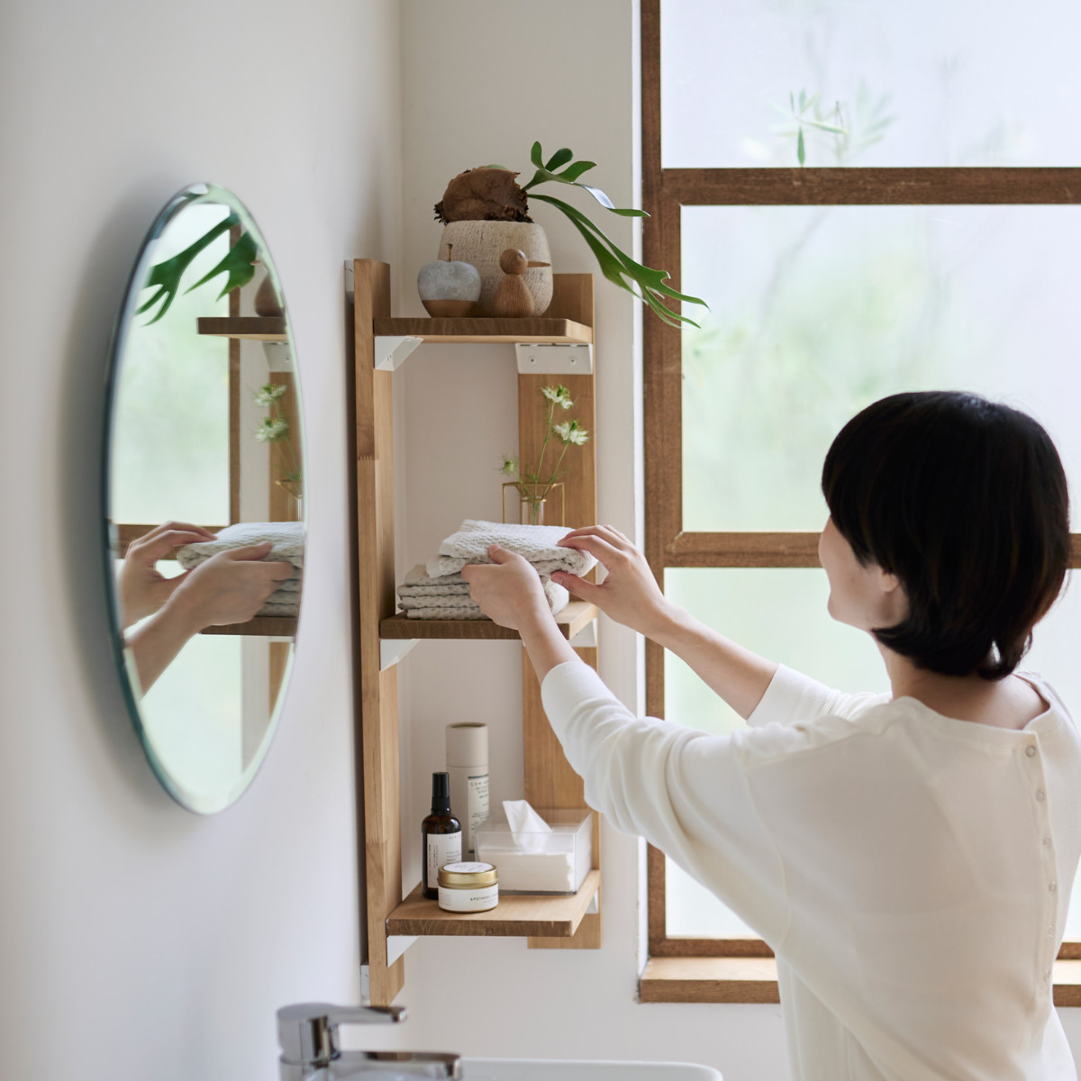 浮かせる家具ブラケット 1本用 LABRICO ラブリコ （ 壁面収納 DIY