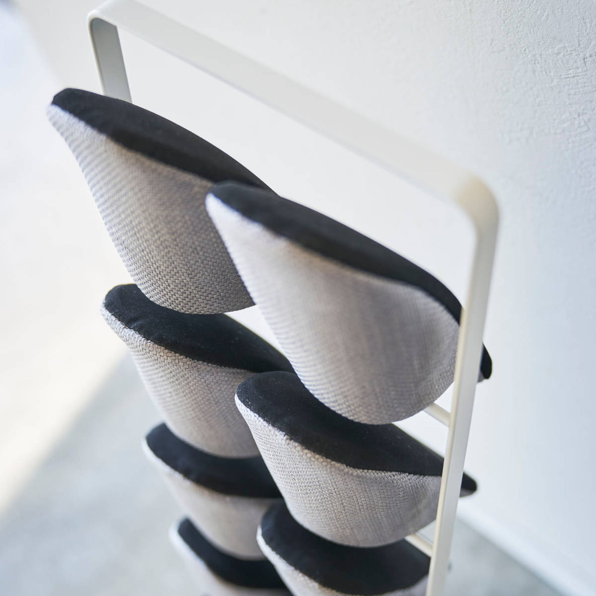 山崎実業 フレーム スリッパラック 6足用 スリム （ 4903208047029