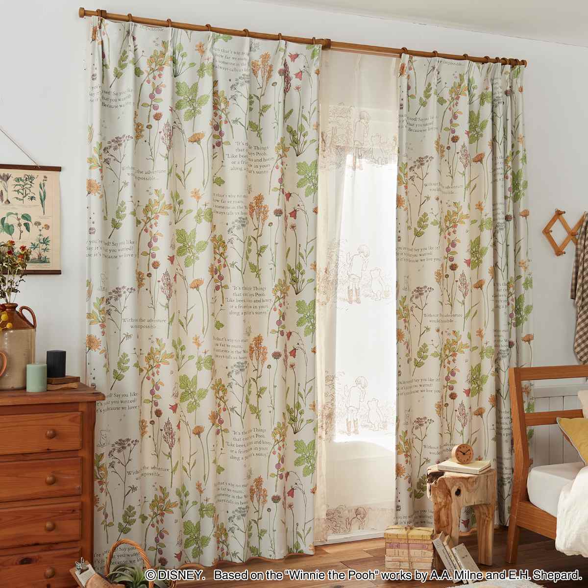 ディズニーカーテン POOH 100×178 ドレープ 遮光 プー スミノエ スミノエ カーテン POOH/From friends 遮光カーテン 3級 くまのプー